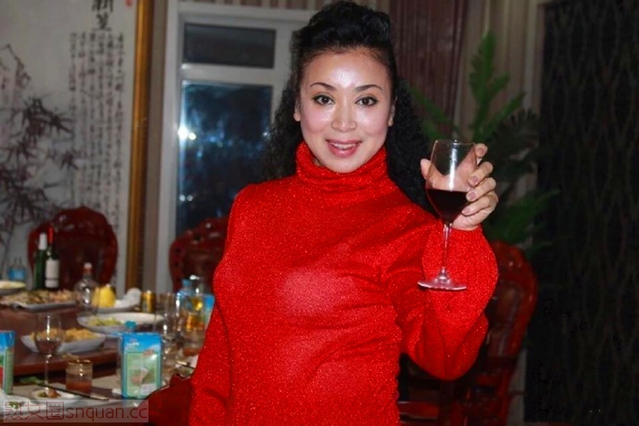 007bR9TUly1fy3vcwli5rj30qo0hsq6c.jpg