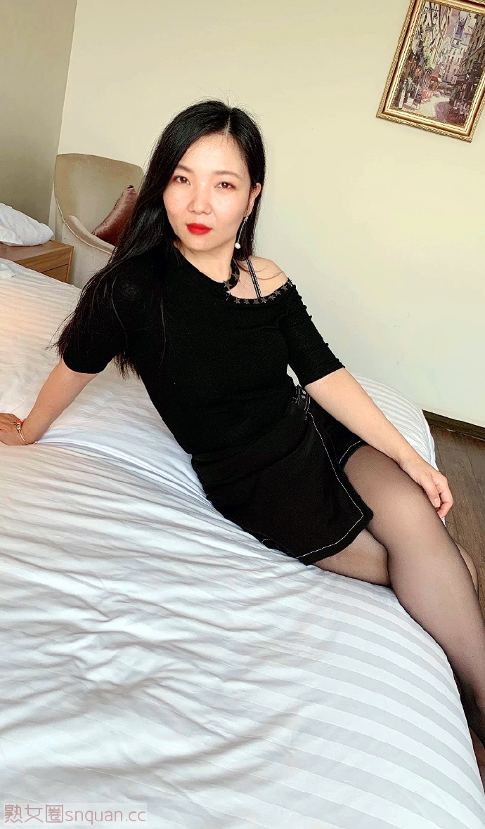 006QNzkVly1gg77dxmmc3j30k90ynqlx.jpg