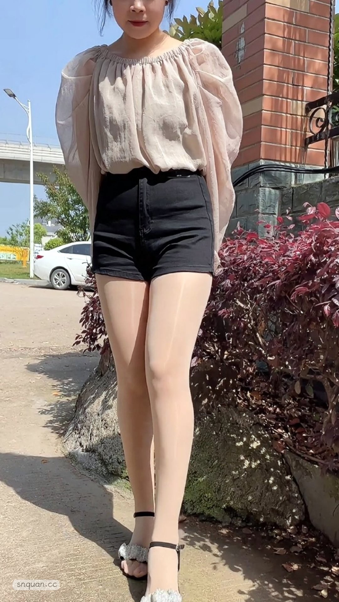 99881.jpg