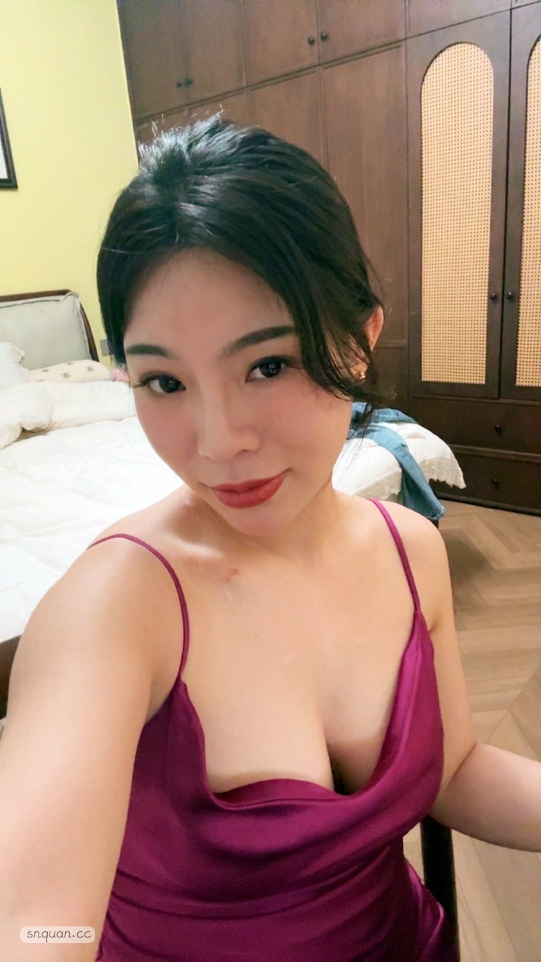 [熟女推荐]芳姨的成熟娇艳迷人妩媚风情太有杀伤力了