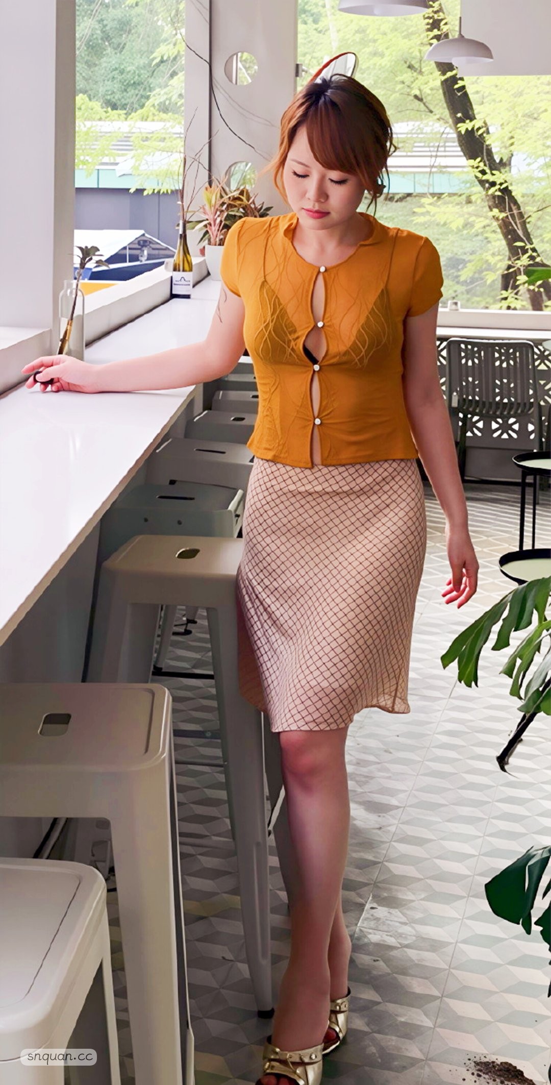 6584356 (2).jpg